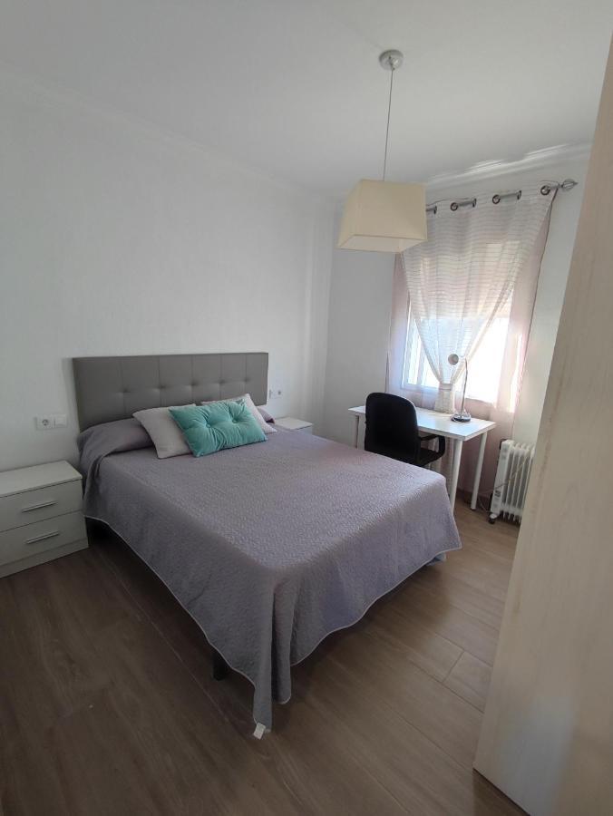 Precioso Apartamento 3 Dormitorios, Aire Acondicionado Menos 10 Min A Pie Feria 赫雷斯 外观 照片